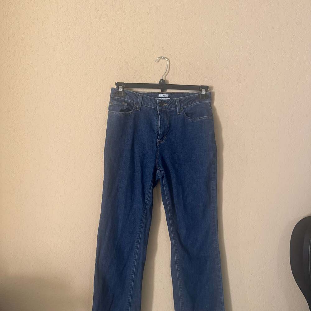 L.L. Bean Women's Classic Fit Straight Leg Stretch Denim Jeans